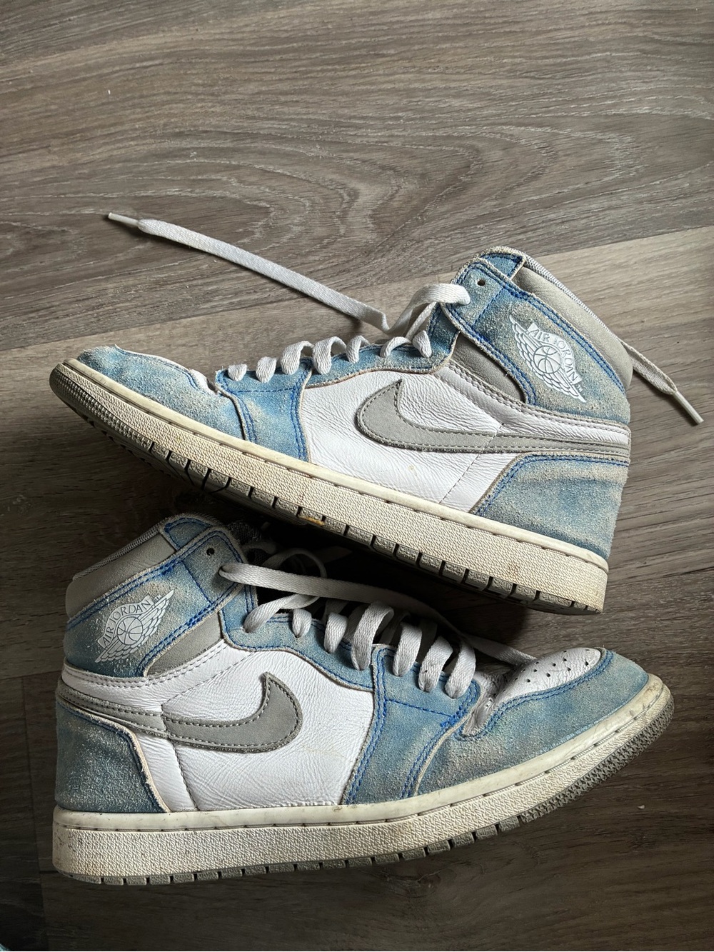 Nike Air Jordan 1 High Top Sneakers - White & Light Blue